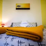 Shanti Apartment *